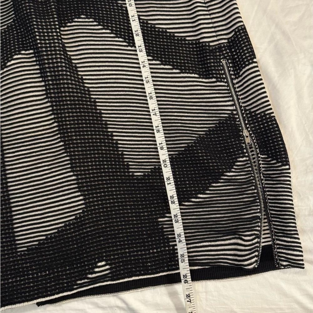 DAGMAR Pencil Skirt - Picture 9 of 11